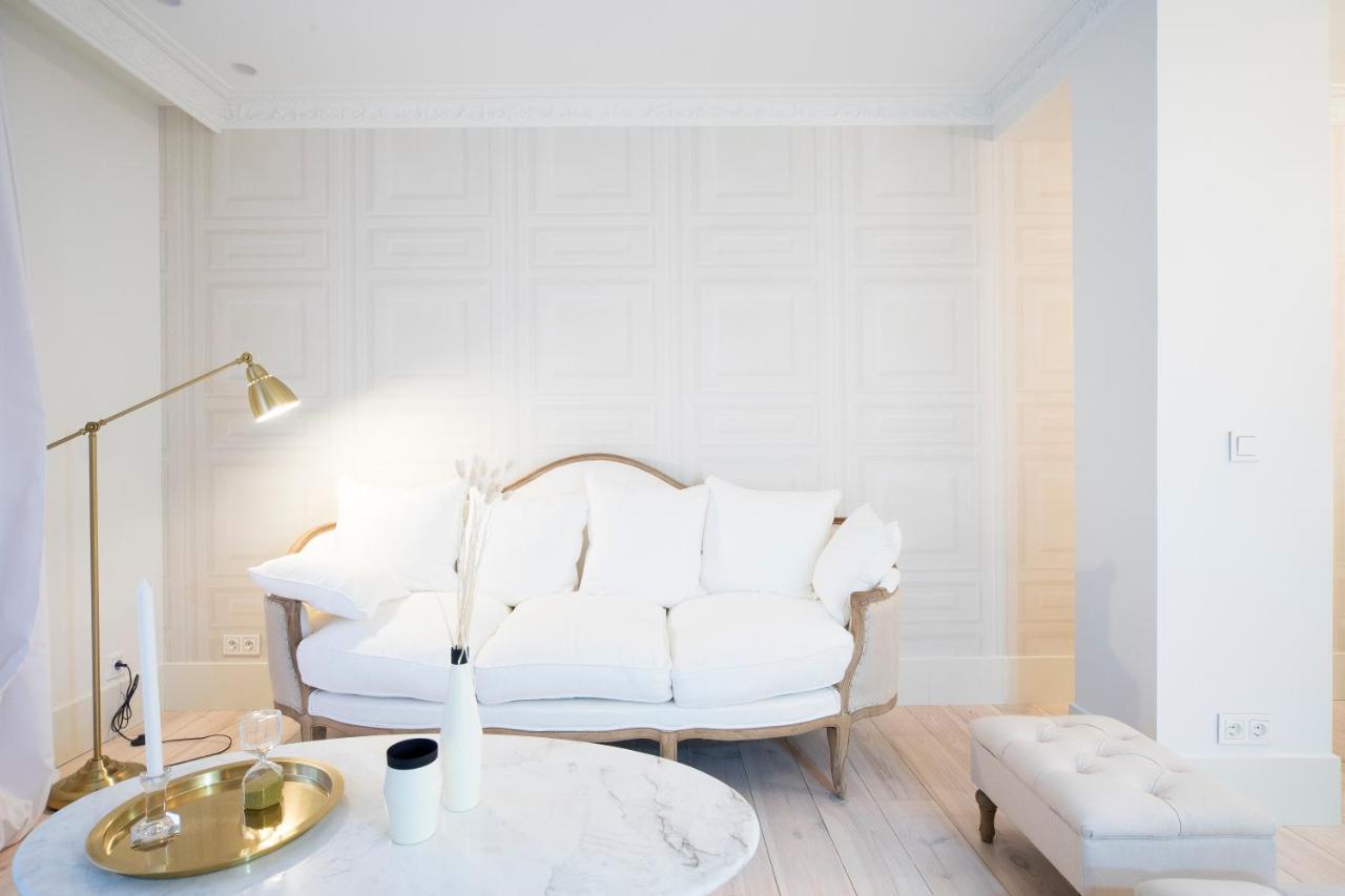 Brand New I Beachfront I 3 Min Old Town Anvers Appartement